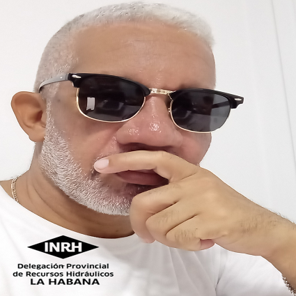 Siempre llevando la comunicación como un arma letal contra el enemigo, venga de donde venga y esté donde esté.